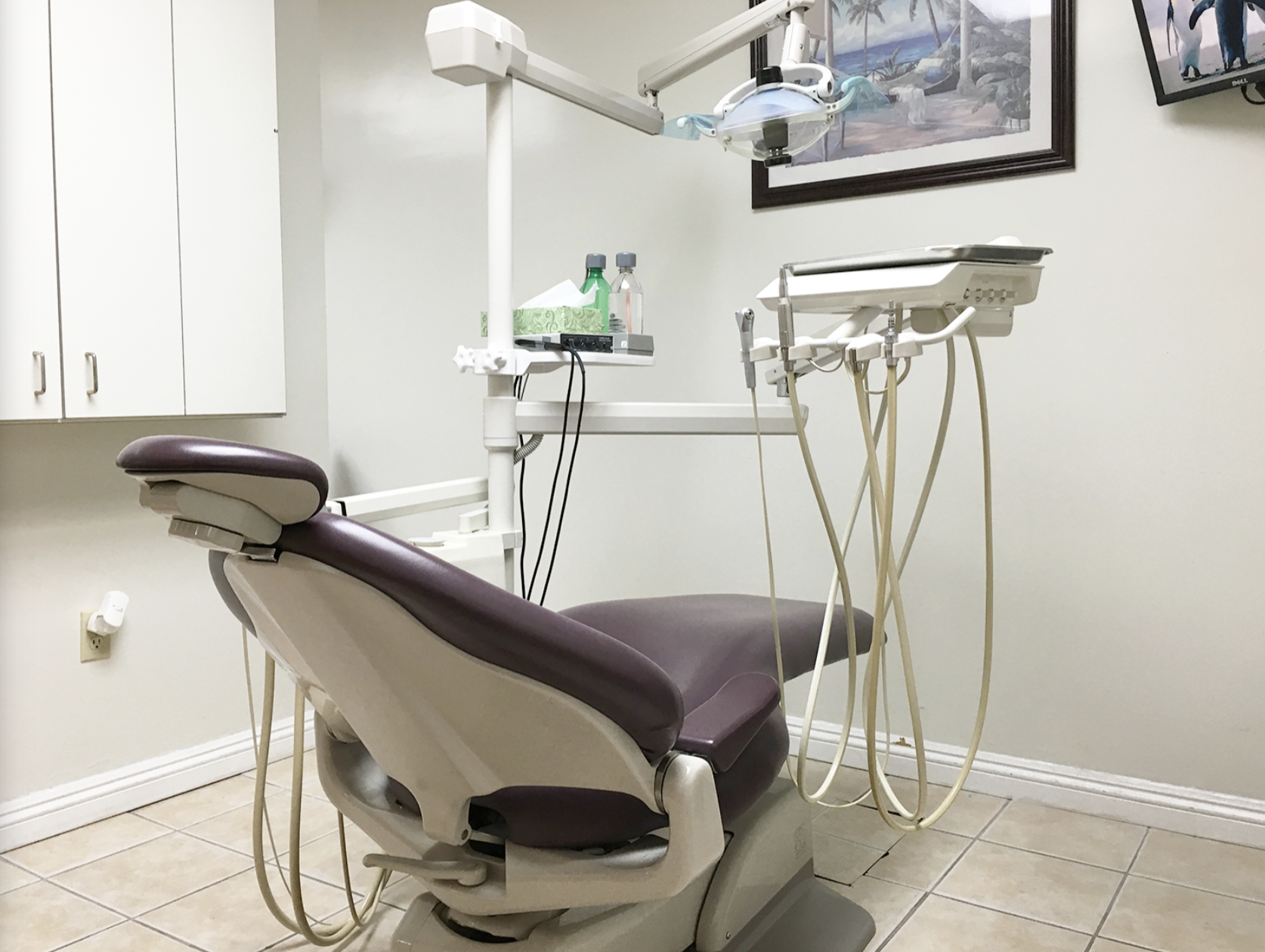 Dentist in  Huntington Beach